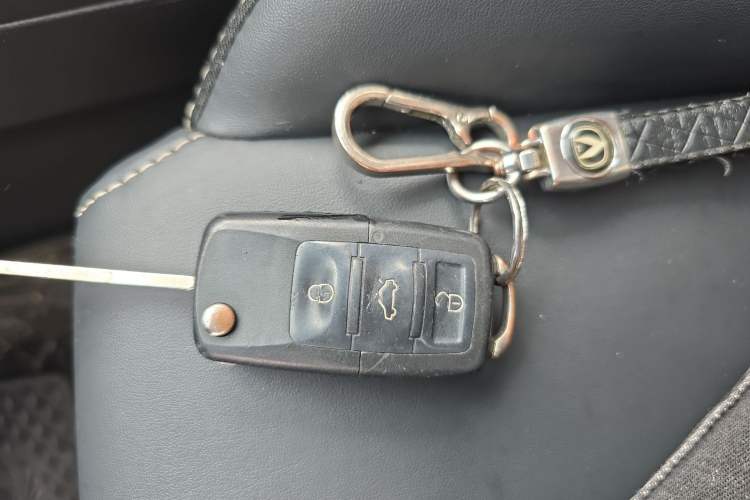 Used CHANGAN Alsvin 2019 1.5L DCT Comfort Model China VI Standard
