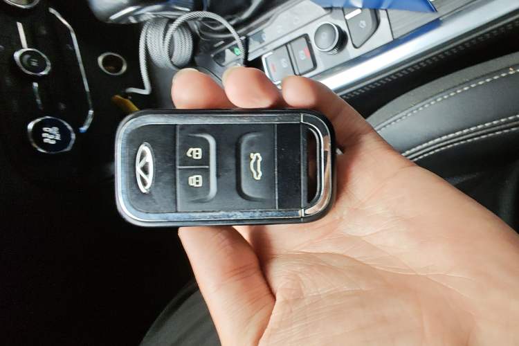 Used Chery Tiggo 8 2018 1.5 TCI Automatic Luxury Model 5 Seats Vehicle Key