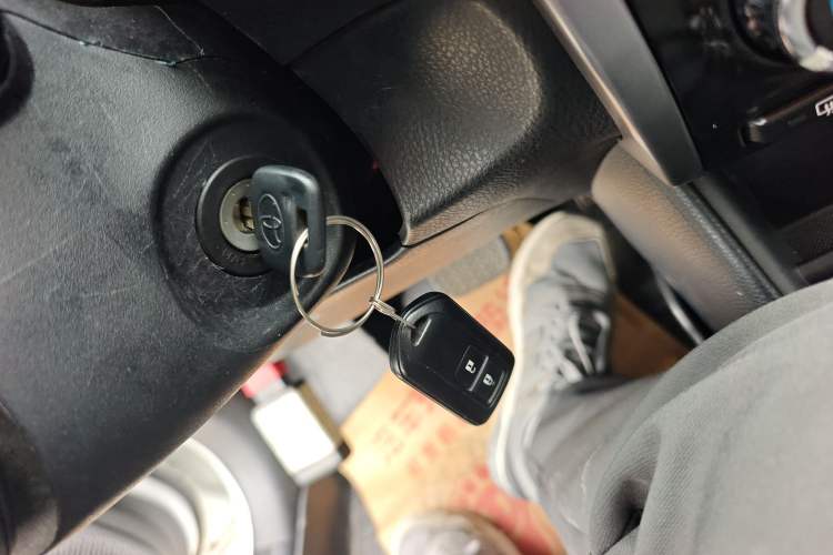 Used Toyota YARiS L Zhi Xuan 2022 X-Trail 1.5L CVT Leading PLUS Edition