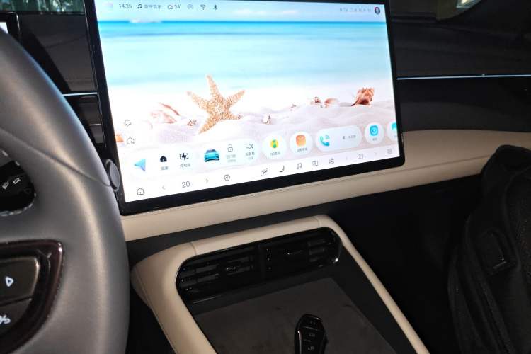 Used BYD Seal 06GT 2025 550 All-Wheel-Drive Heatwave Edition Audio And AC Panel