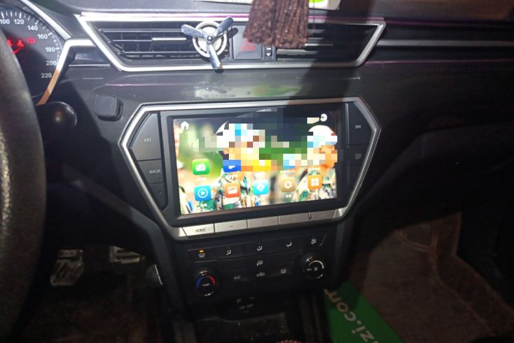 Used FAW Junpai CX65 2018 1.5L Manual Luxury Model Audio And AC Panel