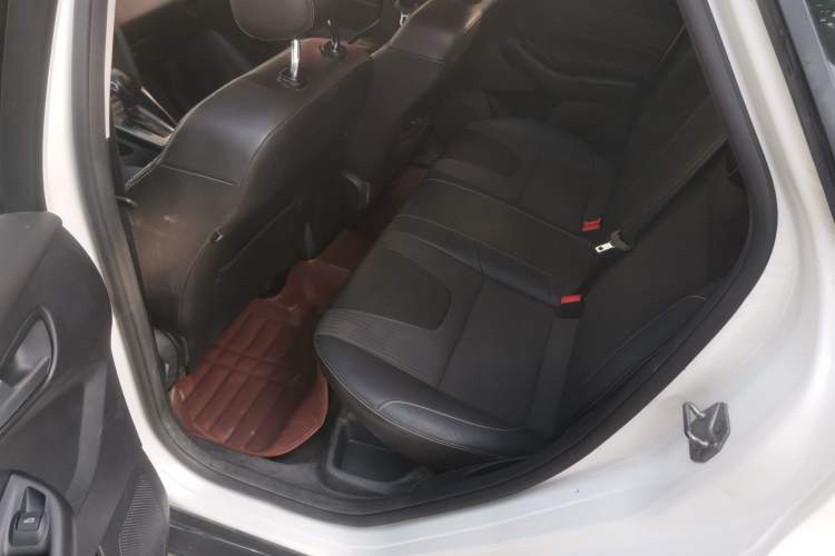 Used Ford Focus 2012 Hatchback 1.6L Automatic Fashion Edition Left Rear Seat