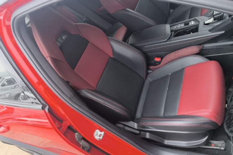 Used Lynk & Co 06 2020 1.5T JinPro model