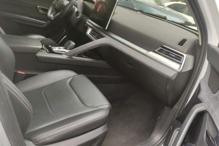 Used BYD Song Pro New Energy 2019 DM 1.5T Four-Wheel Drive Performance Edition Deluxe Model Right Front Seat