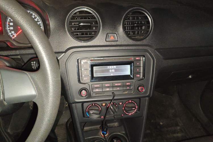 Used Volkswagen Jetta 2015 Value Edition 1.6L Automatic Fashion Version
