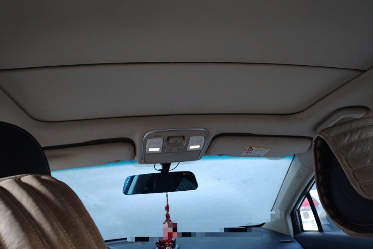 Used Geely Auto Emgrand GS 2017 Sport Edition 1.3T Automatic Smart Connectivity Model Headliner