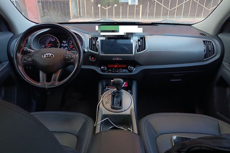 Used Kia Sportage R 2015 2.0L Automatic Two-Wheel Drive DLX Model
