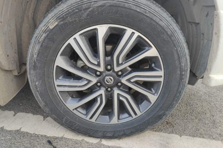 Used Nissan Terra 2018 2.5L Automatic 2WD Luxury Edition
