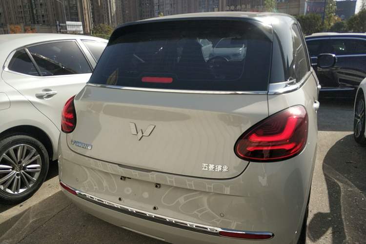 Used Wuling Bingo 2023 410 km Lingxi Deluxe Edition