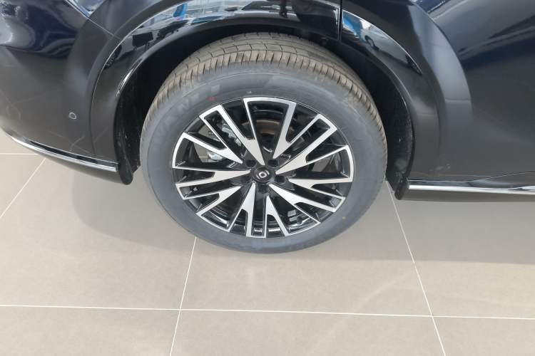 Used CHANGAN NEVO Q07 2025 215 Prestige Edition Right Rear Wheel Hub