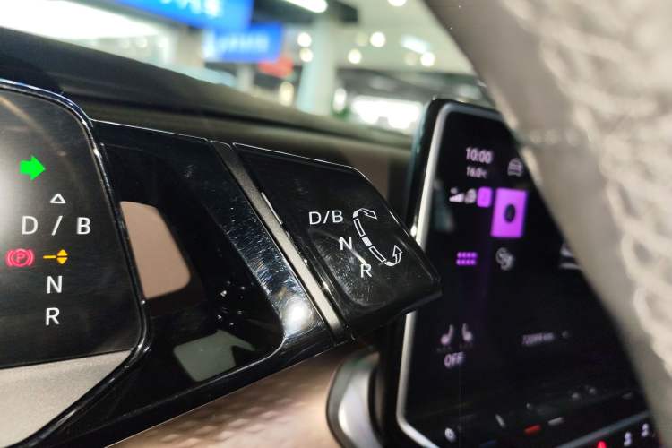 Used Volkswagen ID.6 X 2023 Ultra-Intelligent Long-Range Version