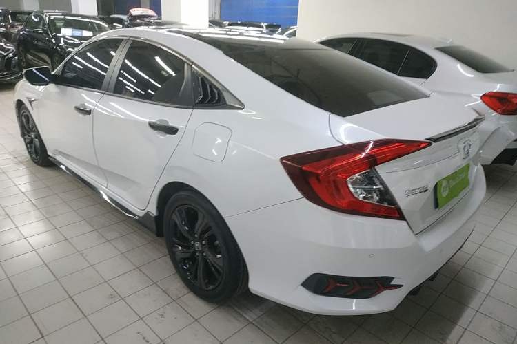 Used Honda Civic 2019 220TURBO CVT Dynamic Edition China VI Emission Standard