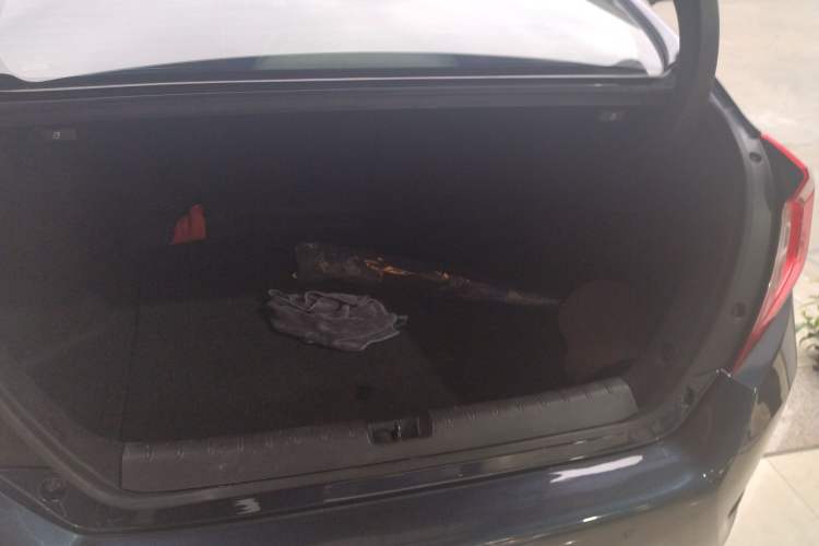 Used Honda Civic 2016 220TURBO CVT Prestige Edition
