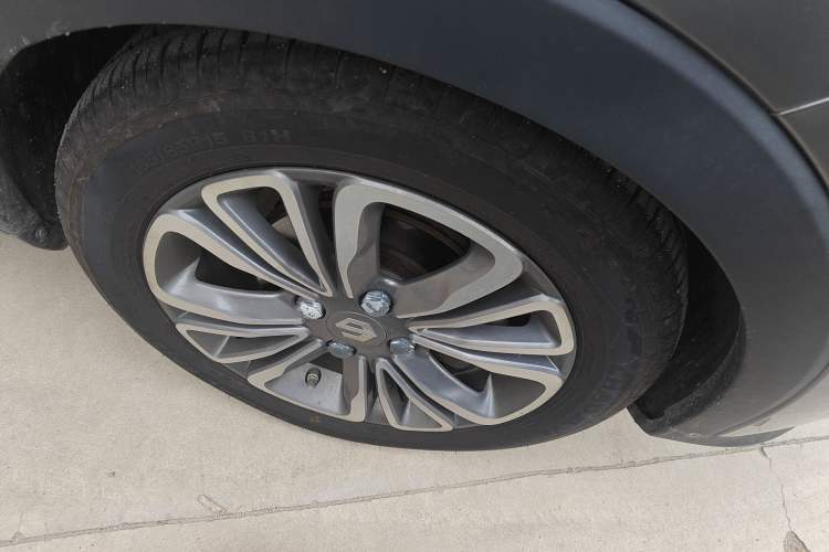 Used Leapmotor T03 2020 400 Lite Edition Right Front Wheel Hub