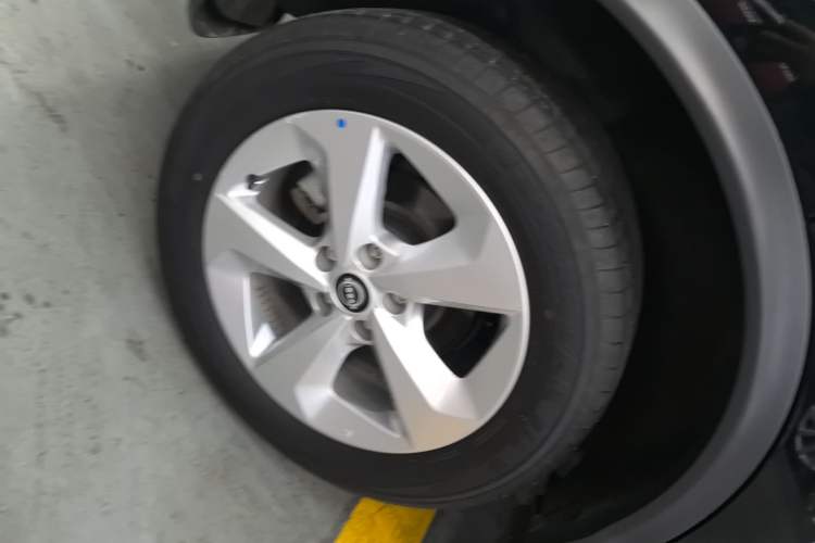 Used Nissan Qashqai 2023 Classic 2.0L CVT XV Comfort Edition Right Rear Wheel Hub