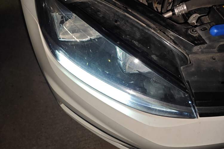 Used Volkswagen Golf 2018 230TSI Automatic Luxury Version
