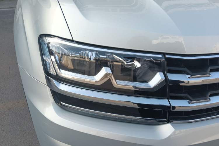 Used Volkswagen Teramont 2019 380TSI Four-Wheel Drive Comfort Edition China VI Standard Right Front Headlight