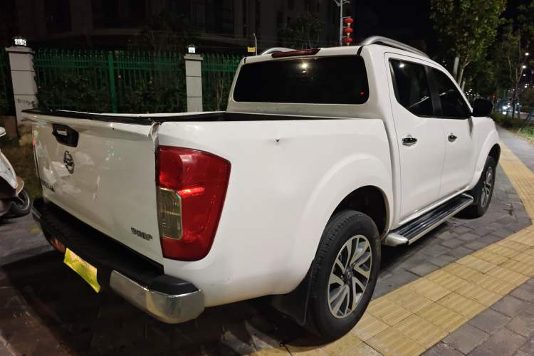 Used Nissan Navara 2021 2.5L Automatic 4x4 Premium Version QR25