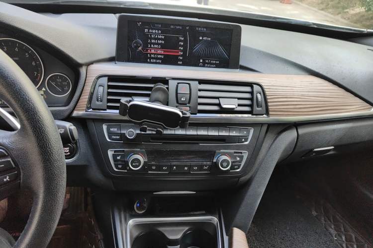 Used BMW 3 Series GT 2013 328i Sport Design Package Audio And AC Panel