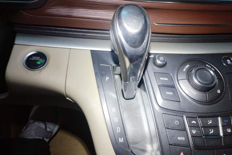 Used Buick GL8 2018 28T Comfort Model China VI Standard