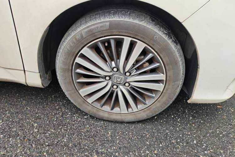 Used Honda Odyssey 2018 2.4L Smart Edition Right Front Wheel Hub