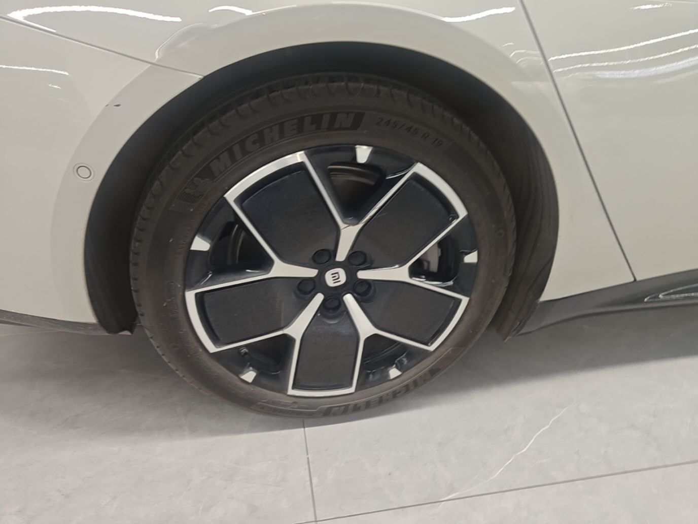 Xiaomi Auto SU7 2024 Rear-Drive Long-Range Intelligent Driving Version — снимка 11