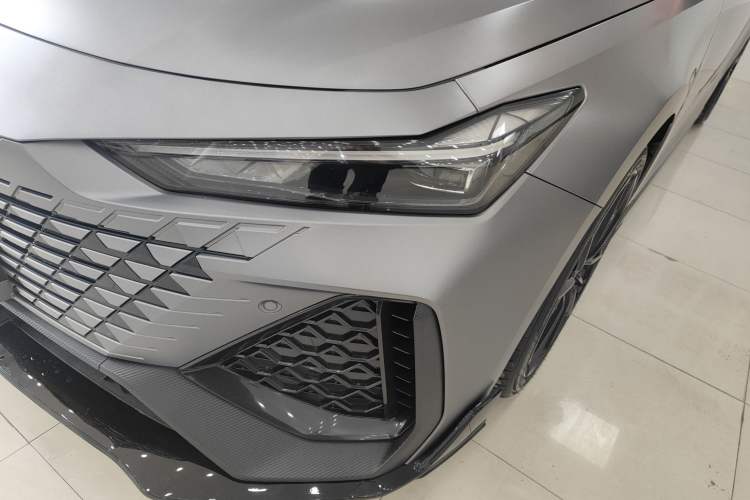 Used Changan UNI-V 2022 2.0T Leading-Speed Edition