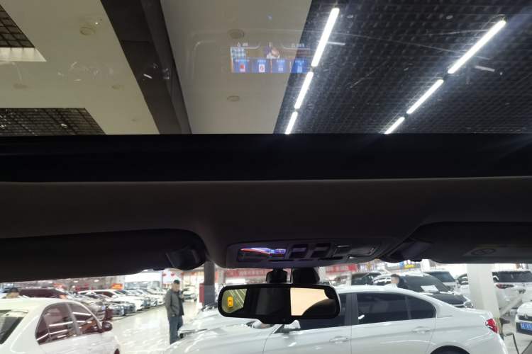 Used Toyota Highlander 2017 2.0T Four-Wheel Drive Luxury Edition 7 Seats
