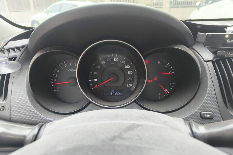 Used Kia Forte 2014 1.6L MT GL