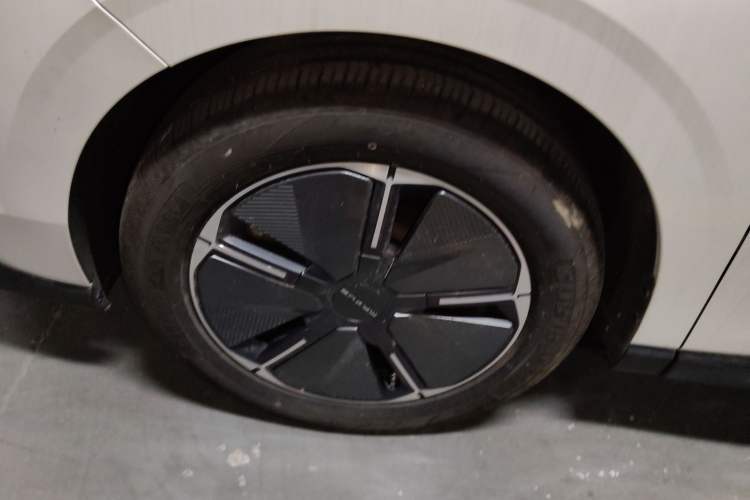 Used SAIC MAXUS Dajia 7 2024 Revised Version Super Hybrid Long-Range Edition Enjoyment Version
