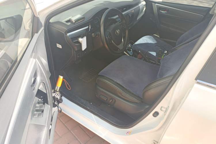 Used Toyota Levin 2017 Revised Dual-Engine 1.8H GS-L E-CVT Leading Edition China V Standard
