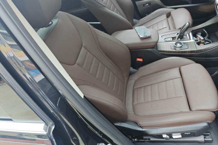 Used BMW X3 2020 xDrive28i M Sport Package Right Front Seat