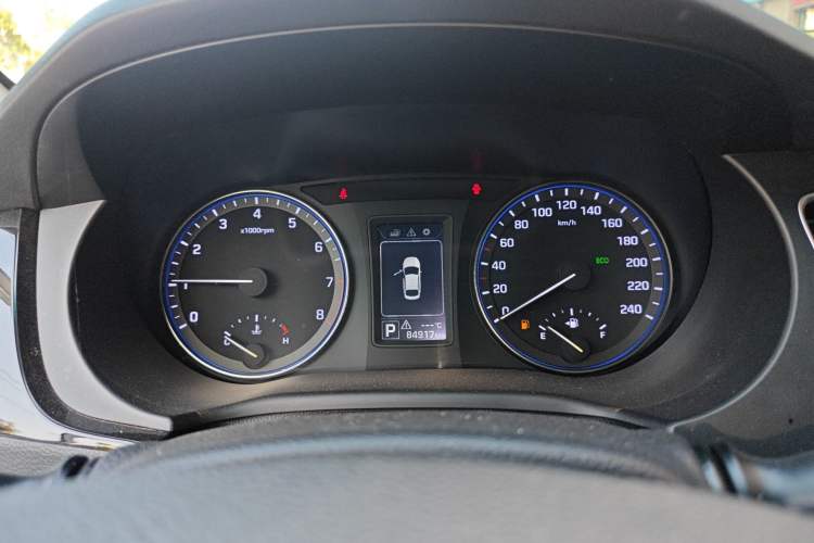 Used Hyundai Mistra 2014 1.8L Automatic Smart GLS
