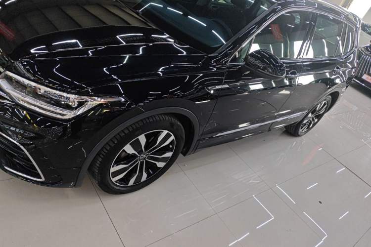 Used Volkswagen Tiguan L 2022 330TSI Automatic Two-Wheel Drive R-Line Enhanced Edition