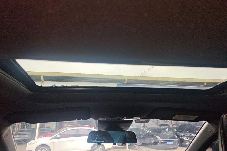 Used GAC Trumpchi EMPOW 2023 400T Automatic R PRO Headliner