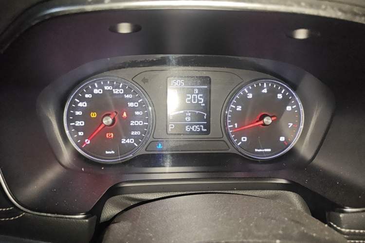 Used Roewe RX5 2016 20T Two-Wheel Drive Automatic Flagship Edition
