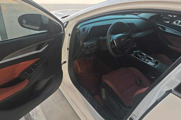 Used CHANGAN Eado 2025 PLUS 1.4T Dual-Clutch High-Energy Version