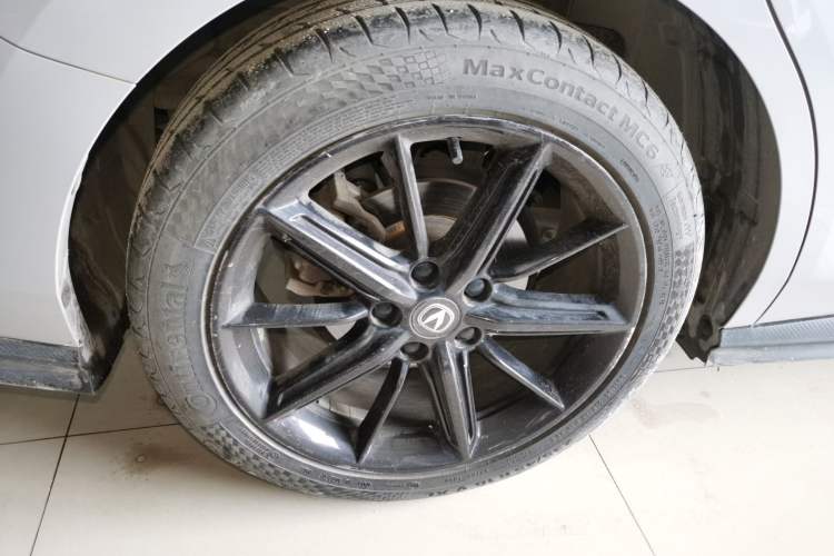 Used Changan UNI-V 2022 1.5T Smart Navigation Version