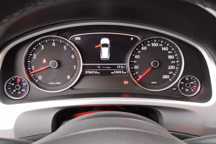 Used Volkswagen Touareg 2011 3.0 TSI Standard Version