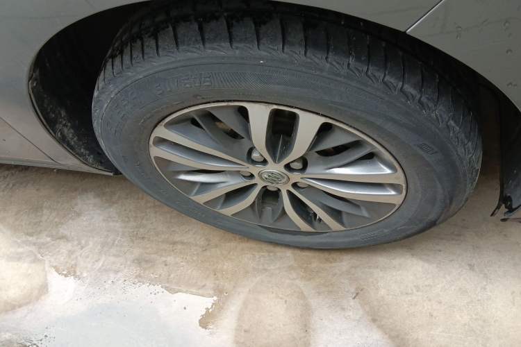 Used Buick GL8 2017 ES 28T Luxury Model China V Standard Right Front Wheel Hub