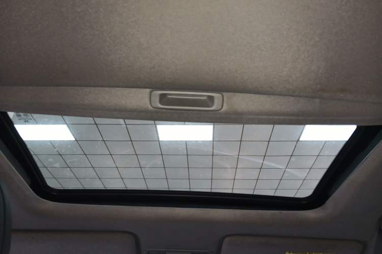 Used Honda Jade 2016 1.8L Automatic Comfort Elite Version 5 Seats Headliner