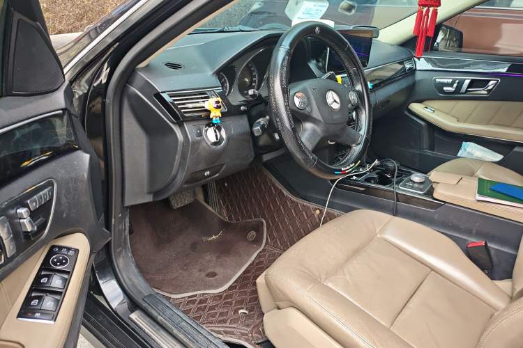 Used Mercedes-Benz E-Class 2010 E 300 L Fashion Model