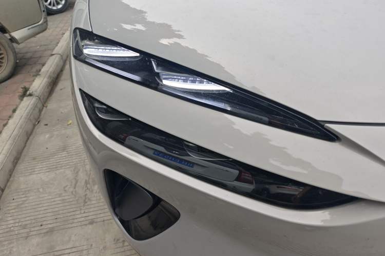 Used BYD Sealion 06 New Energy 2025 Model EV 605 Navigation Pro Edition Right Front Headlight