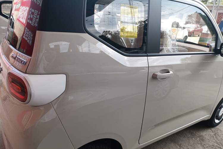 Used Wuling Hongguang MINIEV 2024 3rd Generation 215km Youth Edition