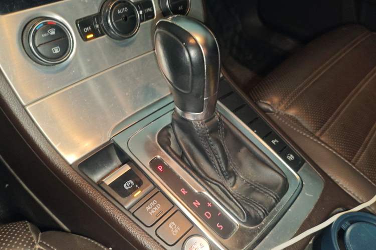 Used Volkswagen CC 2016 1.8TSI Luxury Model Gear Lever