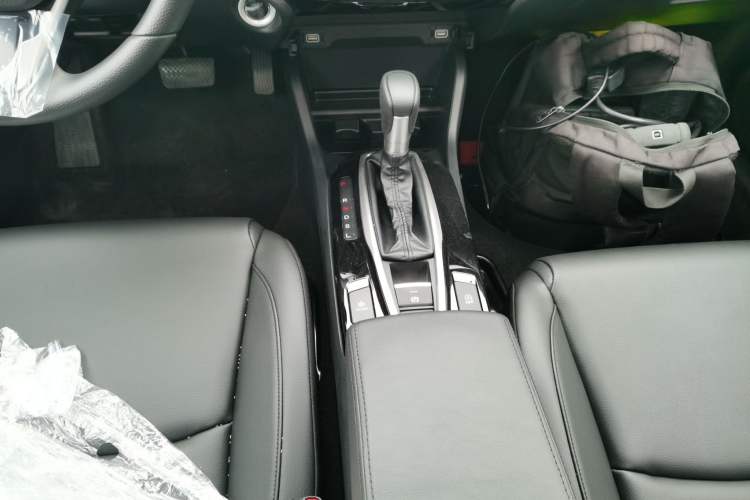 Used Honda Crider 2024 180 Turbo CVT Luxury Edition
