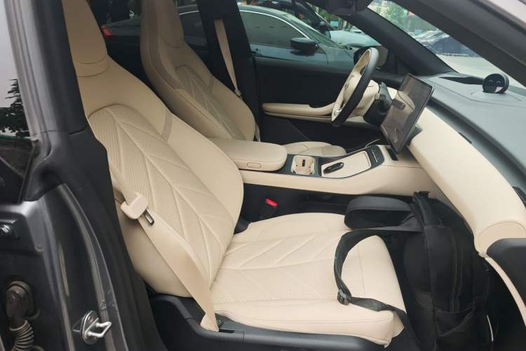 Used Nio ET5T 2025 75 kWh Touring