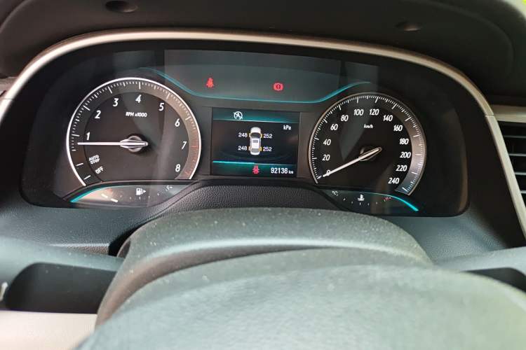 Used Buick GT 2015 15N Manual Elite Edition Odometer Close Up