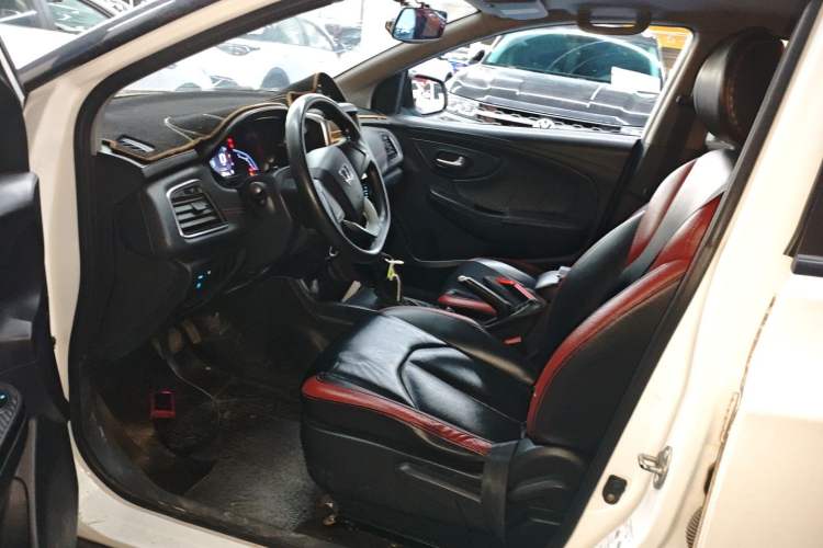 Used Luxgen U5 SUV 2017 1.6L CVT Knight Edition