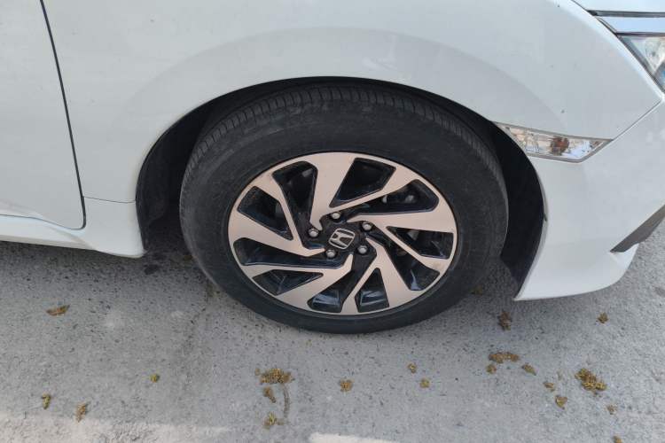 Used Honda Civic 2016 220TURBO CVT Luxury Edition